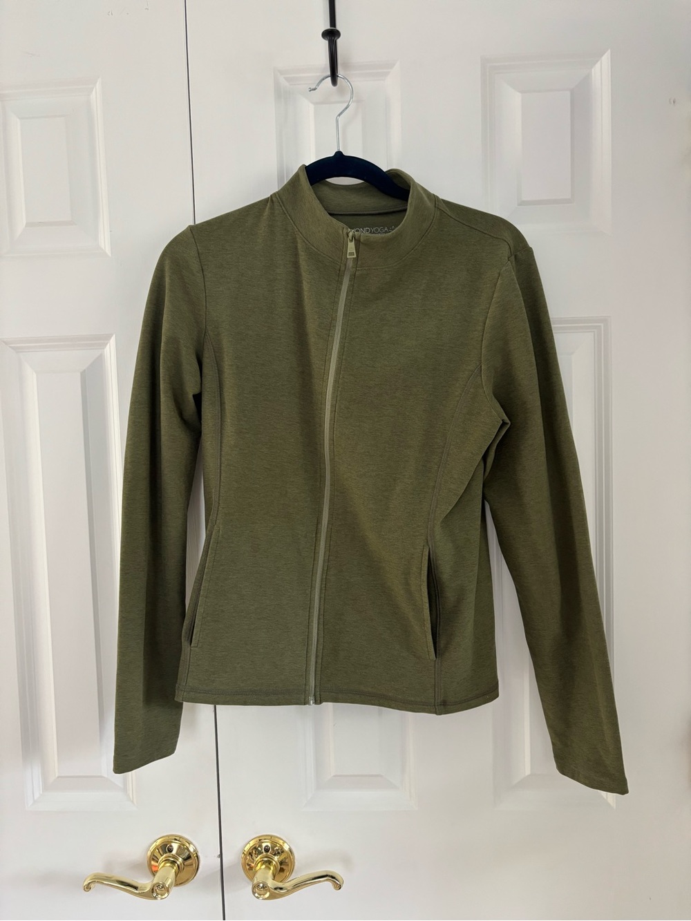 Beyond Yoga Olive Green Women's Zip-Front Jacket